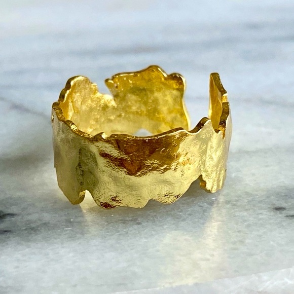 estrellanluna Jewelry - SALE: 🌟18 K gold leaf ring